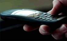 YURTDIŞINDAN GETİRİLEN CEP TELEFONU İÇİN 100 TL ALINACAK