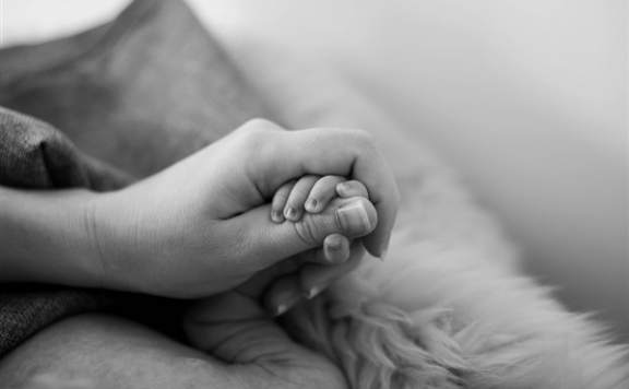 Anne-bebek ilişkisinin etkileri, yaşam boyu sürer